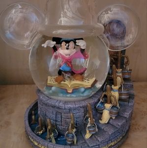 Vintage Disney Mickey Fantasia Snow Globe Sorcerers Apprentice Hat